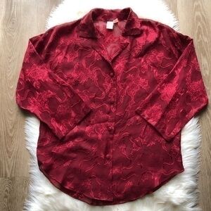 Victoria’s Secret Vintage Gold Crown Label Sleep Top